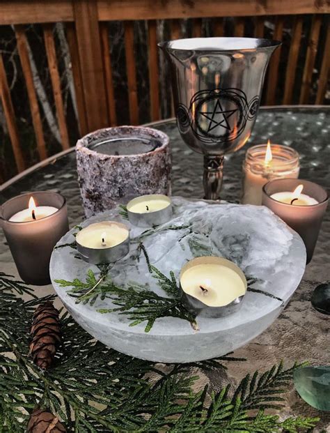 The Importance of Light in Wiccan Yule Rituals